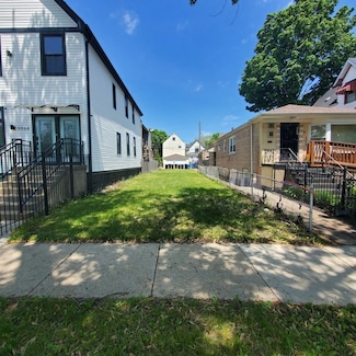 5962 W Iowa St, Chicago, IL 60651