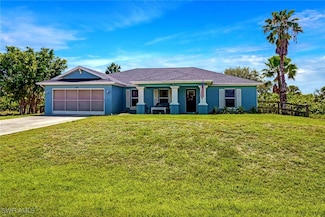 6104 Holt Ct, Fort Myers, FL 33905