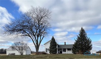12661 Fostoria Rd, Bradner, OH 43406