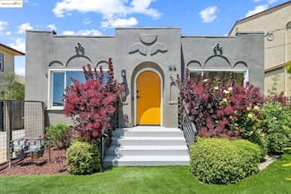 1515 Derby St, Berkeley, CA 94703