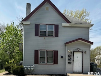 1012 Bridge Ave, Davenport, IA 52803