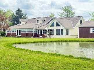 2457 Sheffield Rd, Jefferson, OH 44047