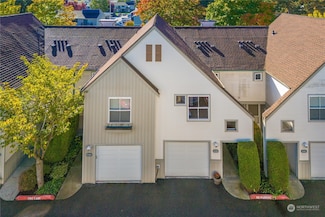 6615 S 239th Place Unit R109, Kent, WA 98032