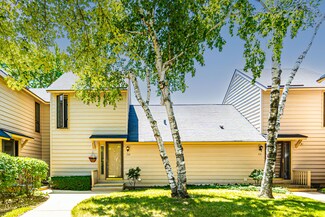 733 Shepard Ct Unit U26, Gurnee, IL 60031