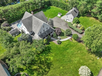 11 Audubon Ln, Trumbull, CT 06611