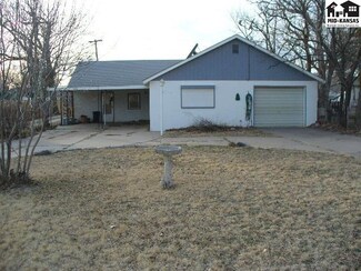 608 N Main St, Saint John, KS 67576