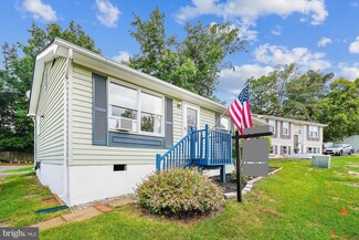 625 York Ln SE, Leesburg, VA 20175