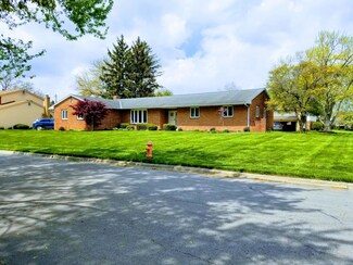 2750 Mitzi Dr, Columbus, OH 43209