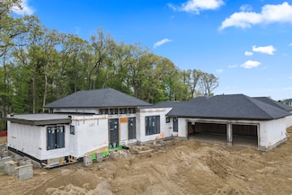 7003 Franklin Rd, Bloomfield Hills, MI 48301