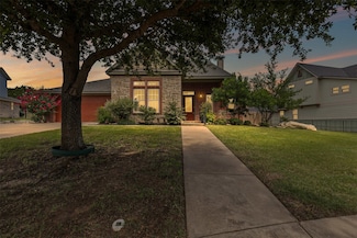 125 Camelot St, Glen Rose, TX 76043