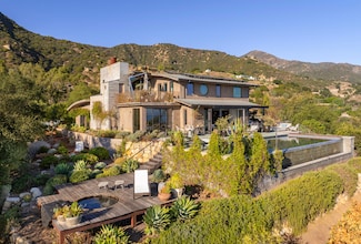 226 E Mountain Dr, Santa Barbara, CA 93108