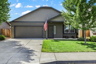 417 SW 32nd St, Redmond, OR 97756