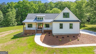 428 Oak Springs Rd, Clarkesville, GA 30523