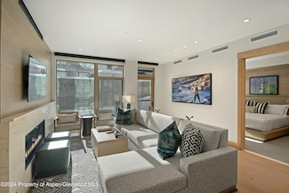 130 Wood Rd Unit 257-259, Snowmass Village, CO 81615