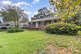 1103 S 2nd St, Smithfield, NC 27577