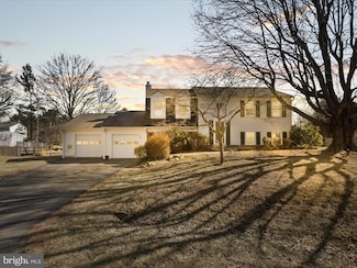 2 Darnell Ct, Olney, MD 20832