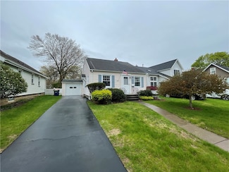 67 Pomona Dr, Rochester, NY 14616