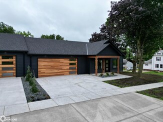 1102 N Main St, Carroll, IA 51401
