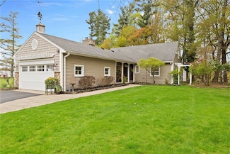 658 Lake Rd, Webster, NY 14580