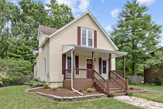1512 S 7th Ave, Saint Charles, IL 60174