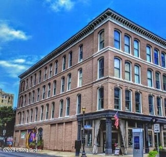 566 S 4th St Unit 305, Louisville, KY 40202