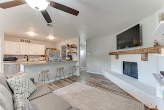 6117 Magnolia Ln, Rowlett, TX 75089