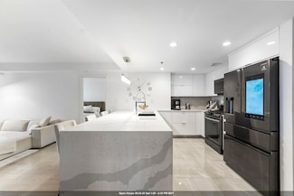 700 1st St Unit 13M, Hoboken, NJ 07030
