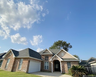 568 Foxwood Ln, La Place, LA 70068