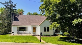 47 Mulligan Rd, Athens, OH 45701