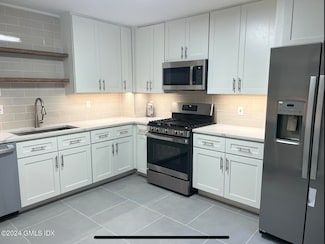 45 Bible St Unit 2nd Floor, Cos Cob, CT 06807