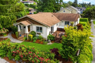 4623 SW Alaska St, Seattle, WA 98116