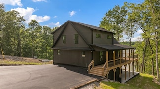 4 Twin Oaks Dr, Cub Run, KY 42729