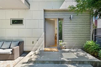 616 College Ave, Menlo Park, CA 94025