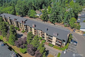 12611 NE 145th Place Unit H85, Kirkland, WA 98034