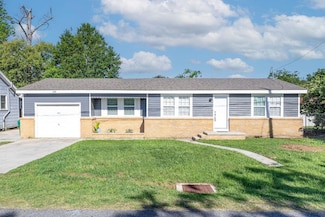 206 St Philip St, Raceland, LA 70394