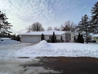 3020 11th St S, Wisconsin Rapids, WI 54494