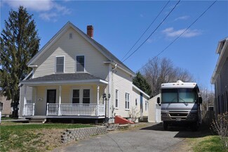 281 Forest Ave, Bangor, ME 04401