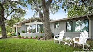 323 Lakeridge Dr, San Antonio, TX 78229