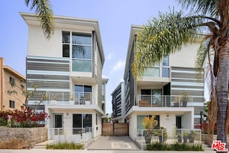 1923 N Gower St, Los Angeles, CA 90068