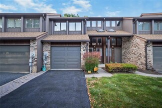 1744 Falcon Dr Unit S, Bethlehem, PA 18017