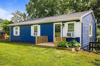 1159 Hankey Mountain Hwy, Churchville, VA 24421