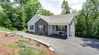 426 Old Clarksville Hwy, Cleveland, GA 30528