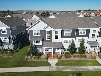 5265 Oak Grove Pkwy N, Brooklyn Park, MN 55443