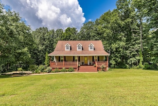 1358 Old Charlotte Pike, Pegram, TN 37143