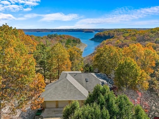 127 Concord Place, Bull Shoals, AR 72619