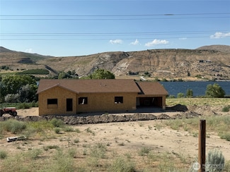 30 Chambers Rd, Brewster, WA 98812