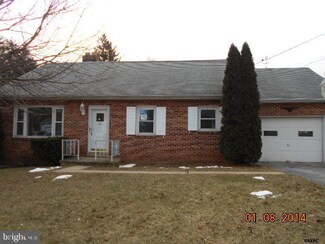 20 Gateway Rd, York, PA 17403