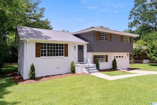 504 Wabash St, Bessemer, AL 35023