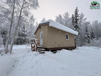 815 Duckwood Ct, Fairbanks, AK 99712
