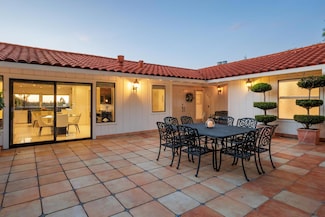 911 Matts Ct, Los Altos, CA 94024